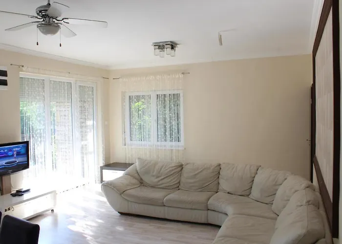 아파트 Medlin Apartman *